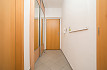 Pronájem bytu, Košíře, Pod Klamovkou, byt 2+kk, 43 m2,  komora, výtah, část. zařízený, Rent4Ever.cz
