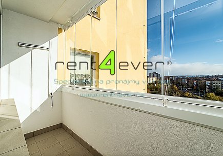Pronájem bytu, Vokovice, Vokovická, 1+kk, 24 m2, lodžie, sklep, výtah, zařízený, Rent4Ever.cz