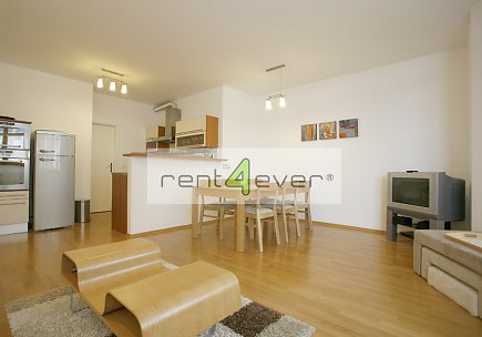 Pronájem bytu, Košíře, Na pomezí, byt 3+kk, 80 m2, cihla, balkon, výtah, vybavený nábytkem, Rent4Ever.cz