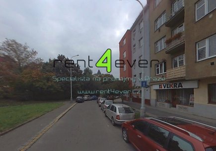 Pronájem bytu, Metro C Vyšehrad, byt 2+kk 52 m2, cihla, sklep, komora, výtah, zařízený, Rent4Ever.cz