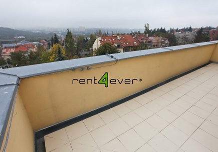 Pronájem bytu, Metro C Kačerov, 1+kk, 30 m2, cihla, terasa, sklep, nezařízený, Rent4Ever.cz