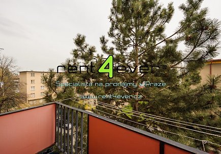 Pronájem bytu, Žižkov, Buková, byt 2+1, 56 m2, cihla, balkon, sklep, částečně vybavený, Rent4Ever.cz