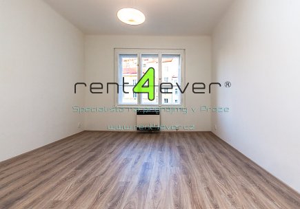 Pronájem bytu, Vršovice, Vršovická, 2+kk, 41 m2, cihla, sklep, komora, zařízený, Rent4Ever.cz
