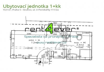 Pronájem bytu, Smíchov, U Pernikářky, podkrovní 1+kk, 11 m2, cihla, výtah, zařízený, Rent4Ever.cz