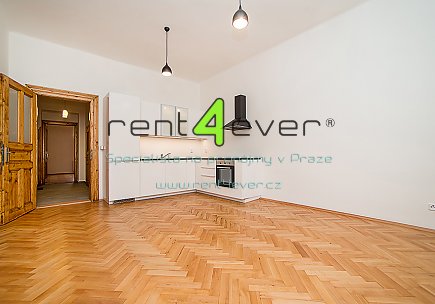 Pronájem bytu, Bubeneč, Jana Zajíce, 3+1, 103m2, cihla, po rekonstrukci, sklep, nezařízený, Rent4Ever.cz