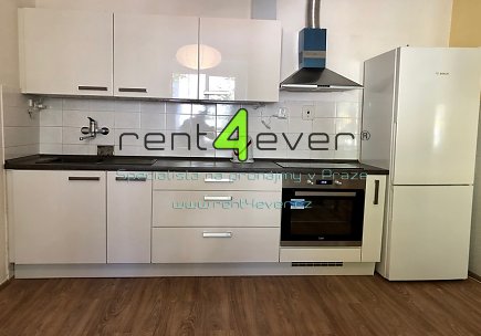 Pronájem bytu, Veleslavín, Za vokovickou vozovnou, 2+kk, 46 m2, sklep, komora, zařízený, Rent4Ever.cz