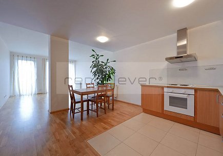 Pronájem bytu, Stodůlky, Rotavská, 3+kk, 80 m2, novostavba, balkon, sklep, garáž, nezařízený, Rent4Ever.cz