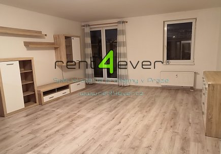 Pronájem bytu, Stodůlky, Wiedermannova, byt 2+kk, 64 m2, balkon, výtah, částečně zařízený, Rent4Ever.cz