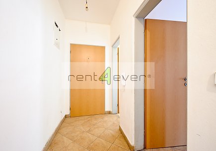 Pronájem bytu, Radotín, Nýřanská, 2+1, 78m2, cihla, balkon, nezařízený, Rent4Ever.cz