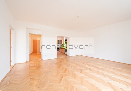 Pronájem bytu, Radotín, Nýřanská, 2+1, 78m2, cihla, balkon, nezařízený, Rent4Ever.cz