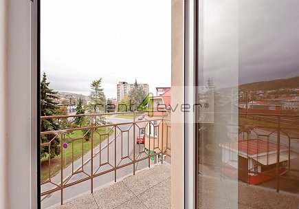 Pronájem bytu, Radotín, Nýřanská, 2+1, 78m2, cihla, balkon, nezařízený, Rent4Ever.cz