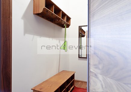 Pronájem bytu, Smíchov, U Santošky, 2+kk, 89 m2, cihla, 2x balkon, bezbariérový, zařízený, Rent4Ever.cz
