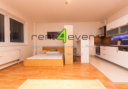Pronájem bytu, Libeň, Na kopečku, 1+kk, 40 m2, novostavba, výtah, zařízený, Rent4Ever.cz