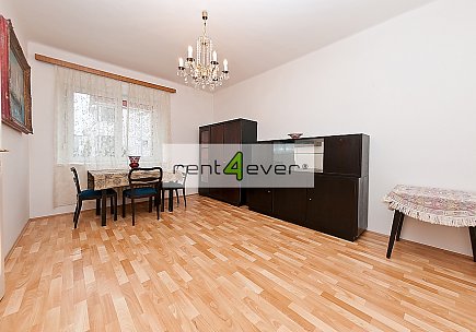 Pronájem bytu, Strašnice, Konojedská, byt 2+1, 52 m2, v RD, po rekonstrukci, garáž, nezařízený, Rent4Ever.cz