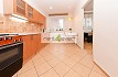 Pronájem bytu, Strašnice, Konojedská, byt 2+1, 52 m2, v RD, po rekonstrukci, garáž, nezařízený, Rent4Ever.cz