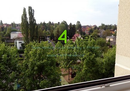 Pronájem bytu, Hlubočepy, Peškova, byt 1+kk, 30 m2, sklep, výtah, částečně zařízený nábytkem, Rent4Ever.cz
