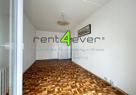 Pronájem bytu, Černý Most, Kpt. Stránského, 2+kk, 45 m2, lodžie, sklep, 2 výtahy, zařízený nábytkem, Rent4Ever.cz