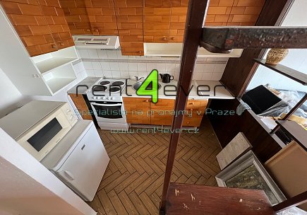 Pronájem bytu, Černý Most, Kpt. Stránského, 2+kk, 45 m2, lodžie, sklep, 2 výtahy, zařízený nábytkem, Rent4Ever.cz