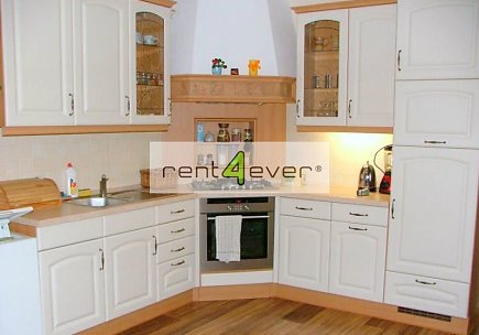 Pronájem bytu, Kamýk, Zárubova, 2+kk, 40 m2, výtah, vestavěné patro, zařízený, Rent4Ever.cz