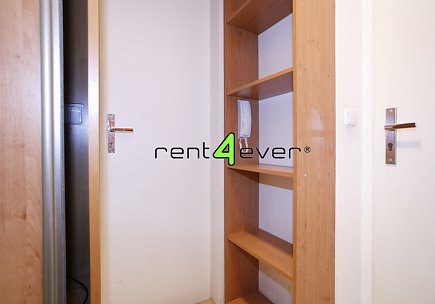 Pronájem bytu, Kyje, Lipnická, byt 1+kk, 28 m2, balkon, výtah, bezbariérový, zařízený, Rent4Ever.cz