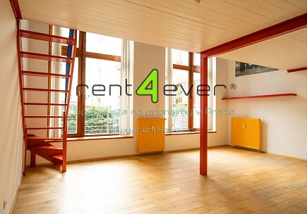 Pronájem bytu, Metro B Palmovka, loftový byt 2+kk, 76 m2, balkon, po rekonstrukci, nezařízený, Rent4Ever.cz