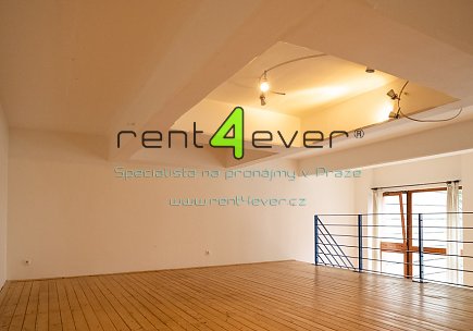 Pronájem bytu, Metro B Palmovka, loftový byt 2+kk, 76 m2, balkon, po rekonstrukci, nezařízený, Rent4Ever.cz