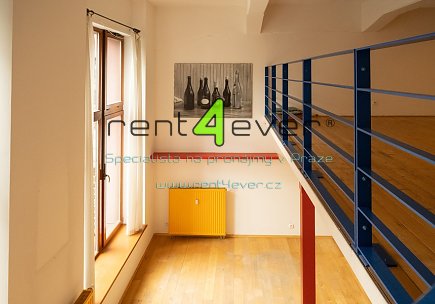Pronájem bytu, Metro B Palmovka, loftový byt 2+kk, 76 m2, balkon, po rekonstrukci, nezařízený, Rent4Ever.cz