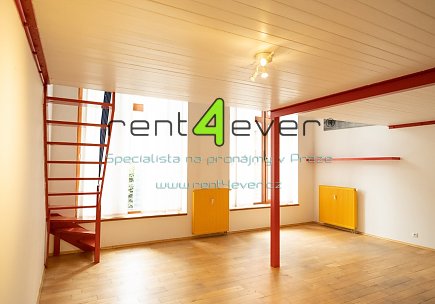 Pronájem bytu, Metro B Palmovka, loftový byt 2+kk, 76 m2, balkon, po rekonstrukci, nezařízený, Rent4Ever.cz
