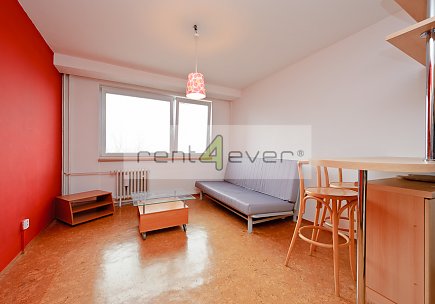 Pronájem bytu, Kobylisy, Kyselova, garsoniéra, 22 m2, výtah, zařízená, Rent4Ever.cz