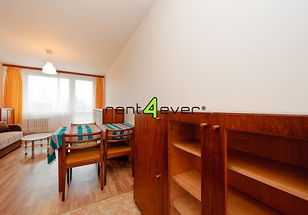 Pronájem bytu, Prosek, Litvínovská, 2+kk, 40 m2, lodžie, komora, částečně zařízený, Rent4Ever.cz