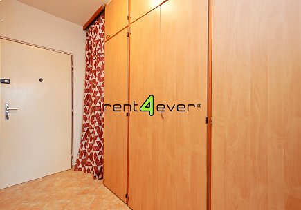 Pronájem bytu, Prosek, Litvínovská, 2+kk, 40 m2, lodžie, komora, částečně zařízený, Rent4Ever.cz