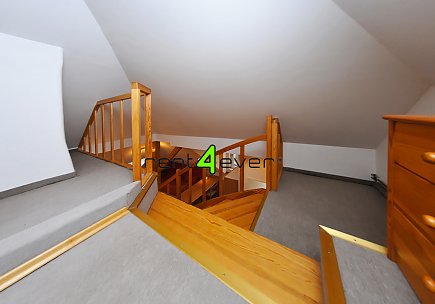 Pronájem bytu, Metro A Bořislavka, Vostrovská, 2+kk, 50 m2, after reconstruction, garden, furnished, Rent4Ever.cz