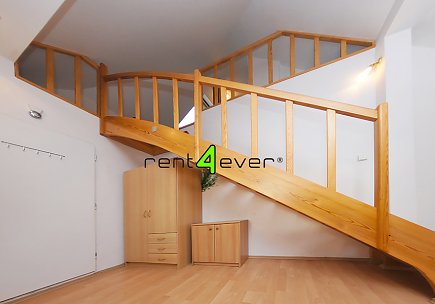Pronájem bytu, Metro A Bořislavka, Vostrovská, 2+kk, 50 m2, after reconstruction, garden, furnished, Rent4Ever.cz