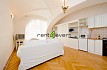 Pronájem bytu, Staré město, Týnská ulička, 1+kk, 50 m2, cihla, zahrada, zařízený, Rent4Ever.cz