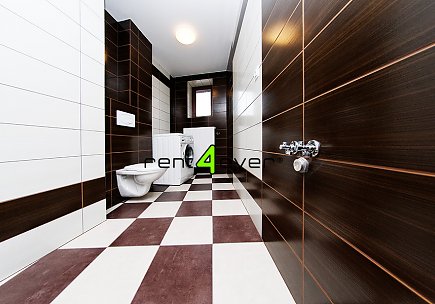 Pronájem bytu, Čimice, Čimická, podkrovní byt 3+kk, 94 m2, novostavba, terasa, nezařízený, Rent4Ever.cz