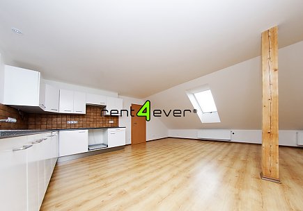 Pronájem bytu, Čimice, Čimická, podkrovní byt 3+kk, 94 m2, novostavba, terasa, nezařízený, Rent4Ever.cz