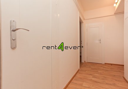 Pronájem bytu, Nusle, U družstva Repo, 2+1, 65 m2, cihla, sklep, 2 komory, Rent4Ever.cz