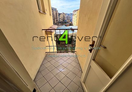 Pronájem bytu, Holešovice, Kamenická, 3+1, 90 m2, cihla, balkon, 2x komora, výtah, zařízený, Rent4Ever.cz
