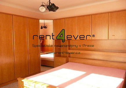 Pronájem bytu, Suchdol, Osvobození, 2+kk v RD, 40 m2, cihla, zařízený, Rent4Ever.cz