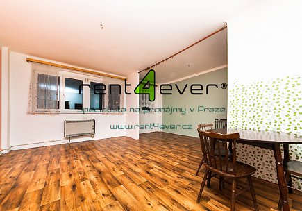Pronájem bytu, Metro B Českomoravská, 1+1, 56 m2, cihla,  výtah, nezařízený, Rent4Ever.cz