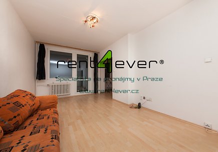 Pronájem bytu, Černý Most, Cíglerova, 3+1, 66 m2, po rekonstrukci, lodžie, sklep, nezařízený , Rent4Ever.cz