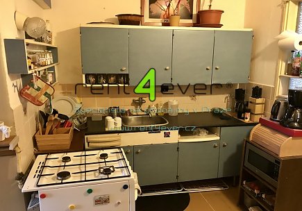 Pronájem bytu, Dejvice, Wuchterlova, 2+1, 55 m2, cihla, komora, zahrada, nezařízený, Rent4Ever.cz