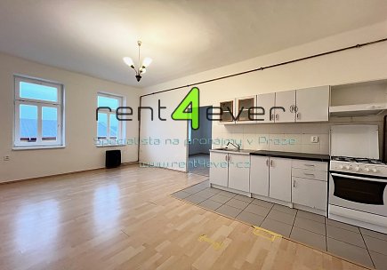 Pronájem bytu, Vysočany, Poděbradská, byt 2+kk, 52 m2, cihla, nevybavený nábytkem, Rent4Ever.cz
