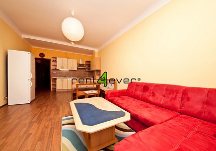 Pronájem bytu, Metro C Budějovická, byt 2+kk, 52 m2, cihla, lodžie, parkování, zařízený, Rent4Ever.cz