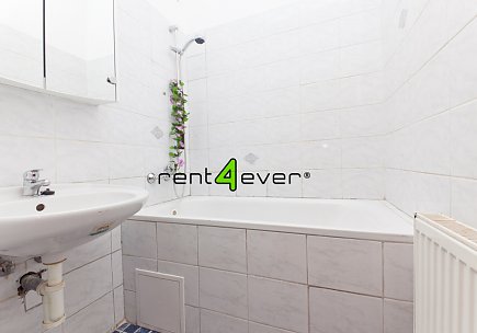 Pronájem bytu, Krč, Za Zelenou liškou, 2+kk, 50 m2, cihla, komora, nezařízený, Rent4Ever.cz