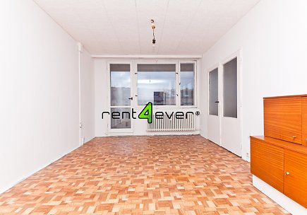 Pronájem bytu, Košíře, Plzeňská, byt 3+1, 70 m2, lodžie, výtah, nezařízený nábytkem, Rent4Ever.cz