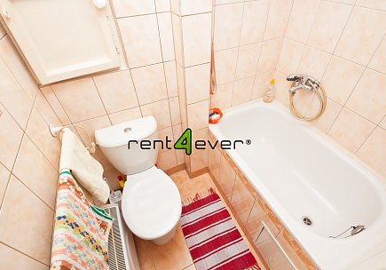 Pronájem bytu, Košíře, Pod Kavalírkou, 2+1, 54 m2, cihla, 2 vestavěná patra na spaní, zařízený, Rent4Ever.cz