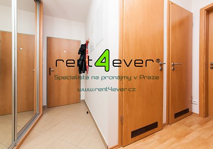 Pronájem bytu, Letňany, Chlebovická, 2+kk, 62 m2, novostavba, balkon, komora, garáž, zařízený, Rent4Ever.cz