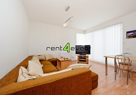 Pronájem bytu, Benice, U Císařské cesty, RD 5+kk, 176 m2, novostavba, 2x balkon, terasa, nezařízený, Rent4Ever.cz