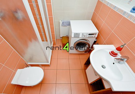 Pronájem bytu, Benice, U Císařské cesty, RD 5+kk, 176 m2, novostavba, 2x balkon, terasa, nezařízený, Rent4Ever.cz